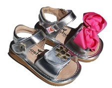 MOOSHU Trainers Squeeker Shoes