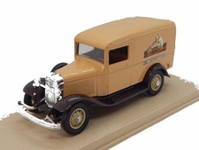 Ford V8 camionnette 1934 "His master's voice" ELIGOR