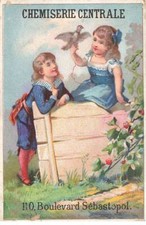 CHROMO #CL31073 CHEMISERIE CENTRALE COUPLE D ENFANTS AU JARDIN OISEAU COLOMBE