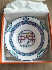 Plat hermes en porcelaine Art moderne en très bon état dans sa boîte d'origine. 