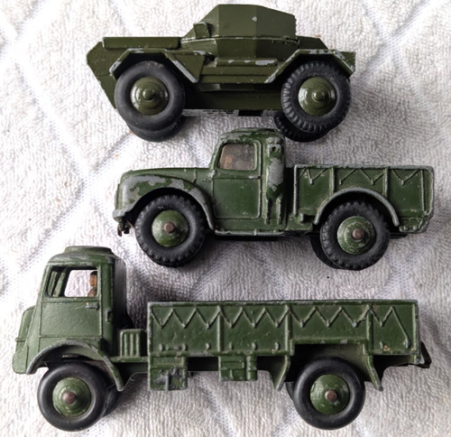 Vintage dinky vehicles - 3,