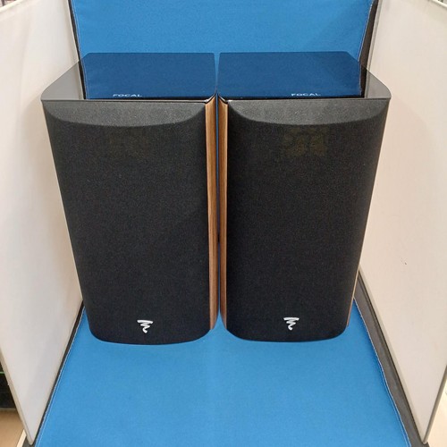 Focal aria 906 - 906, bookshelf