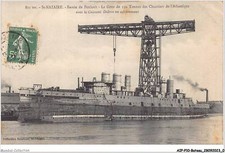 AIPP10-0983 - BATEAU - ST-NAZAIRE - BASSIN DE PENHOÂT - LA GRUE DE 15TON