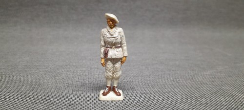 Ancien jouet figurine - ancien,