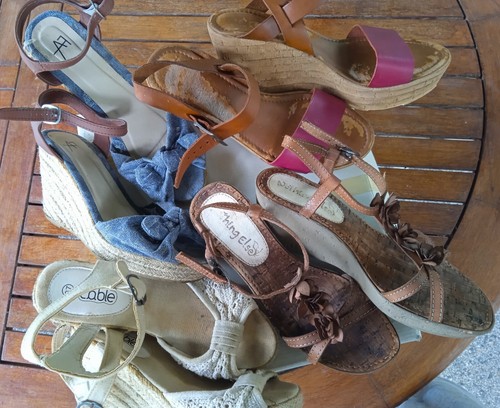 Paire sandales pieds - 4,