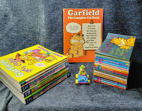 Garfield books lot vg - -, /