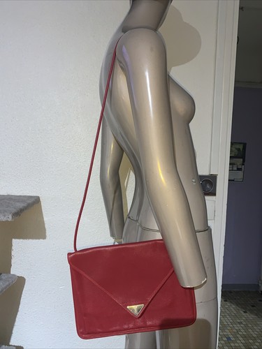 Tres joli sac - cuir, yves