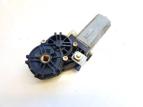 0390201972 siège moteur avant - siège,
