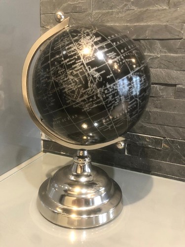 Joli globe terrestre design