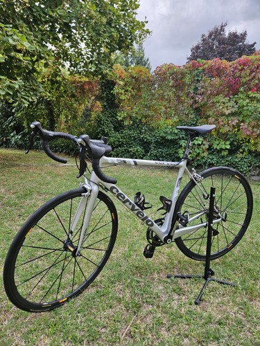 Vélo route cerve - cervélo, r3
