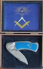 Canif maçonnique dans sa