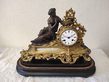 Ancienne Horloge, Pendule Romantique de cheminée en régule 1856 Guibout XIX°