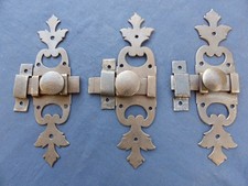 3 Targettes ouvragées