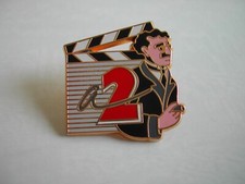 RARE pin's Cinema  / TV  - ANTENNE 2 - A2 - Groucho MARX signé Arthus Bertrand