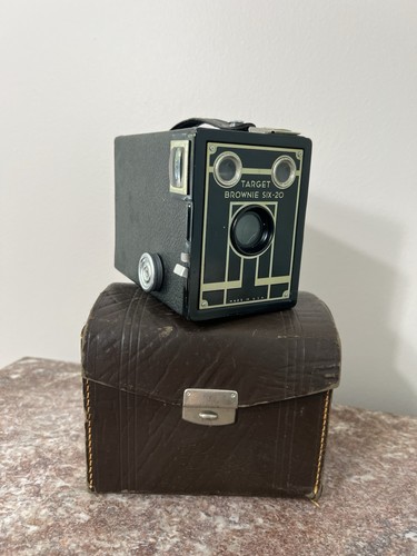 Vintage kodak brownie - kodak,