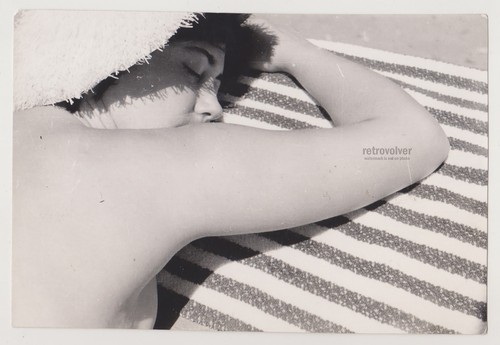 Bikini jeune femme - , reposant
