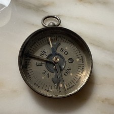 Ancienne boussole à gousset officier militaire en Laiton militaria