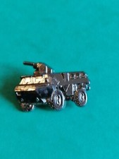 Insigne Militaire - Véhicule Blindé - Vab Delsart - 