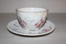 Ancien déjeuner en faïence