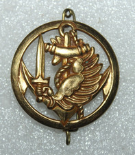 insigne de béret des troupes
