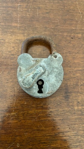 Cadenas ancien fer sans - cadenas,
