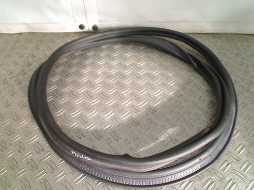 Joint porte hayon renault - joint,