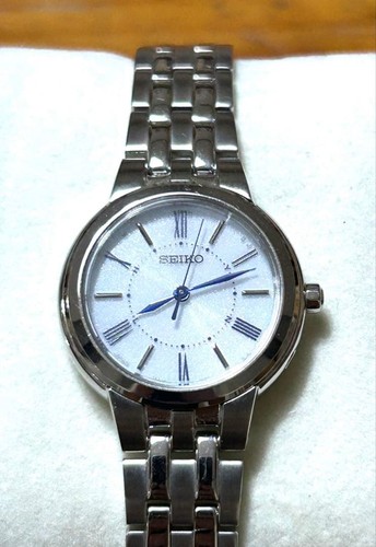 Seiko radio controlled - radio-controlled, solar