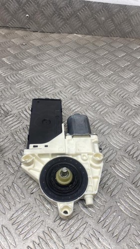 Moteur leve vitre avant - , gauche