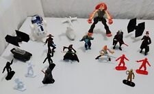 LOT FIGURINES STARWARS- VAISSEAUX- D2R2 LUMINEUX