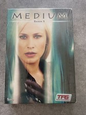 Dvd Medium - Saison 5 -