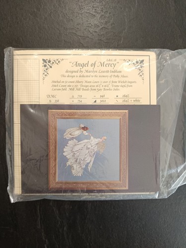Lavender lace point de - -,