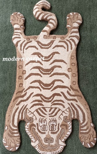 Tapis tigre tibétain fait