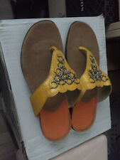 sandales tongs neuves en cuir