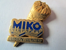 PIN'S   MIKO   / PASSION  GLACIER   /  ARTHUS  BERTRAND /    EMAILLE   /  RARE