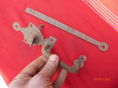 Loquet poucier fer forgé - loquet,