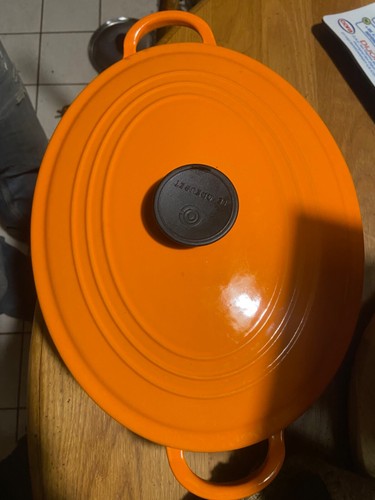 Cocotte ovale fonte - en,