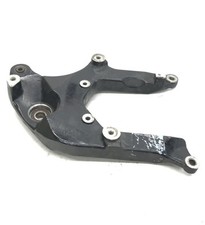 Bras support pot echappement