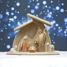 Crèche en Bois Avec Cabane