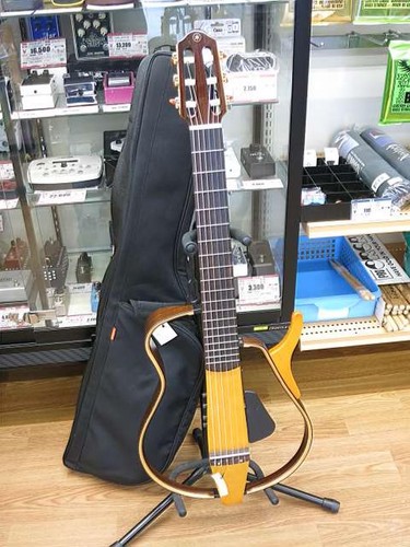 Guitare électrique acoustique