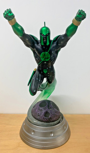 Captain marvel genis vell - marvel, (genis