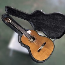 Guitare classique Ryoji