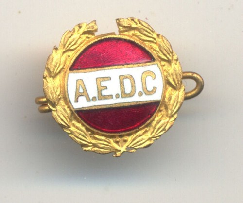 Button brooch badge e d - badge, a.e.d.c