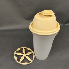 Tupperware quick shaker - tupperware,