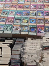 Lot de 1000 cartes Yu Gi Oh! française dont 300 Rares, Super Rare ou Ultra Rare