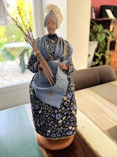 Santon Femme À La Lavande