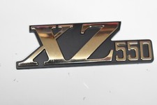 Emblème cache latéral