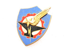 Un insigne militaire Air " BASE AERIENNE 278 AMBERIEUX ".