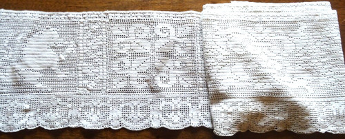 Broderie pièce de - -,