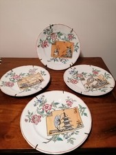 4 assiettes à dessert KG