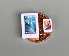 Maison de Poupées Plastique IPAD Tablette & IPHONE Non Fonctionnelle Blanc 1:12